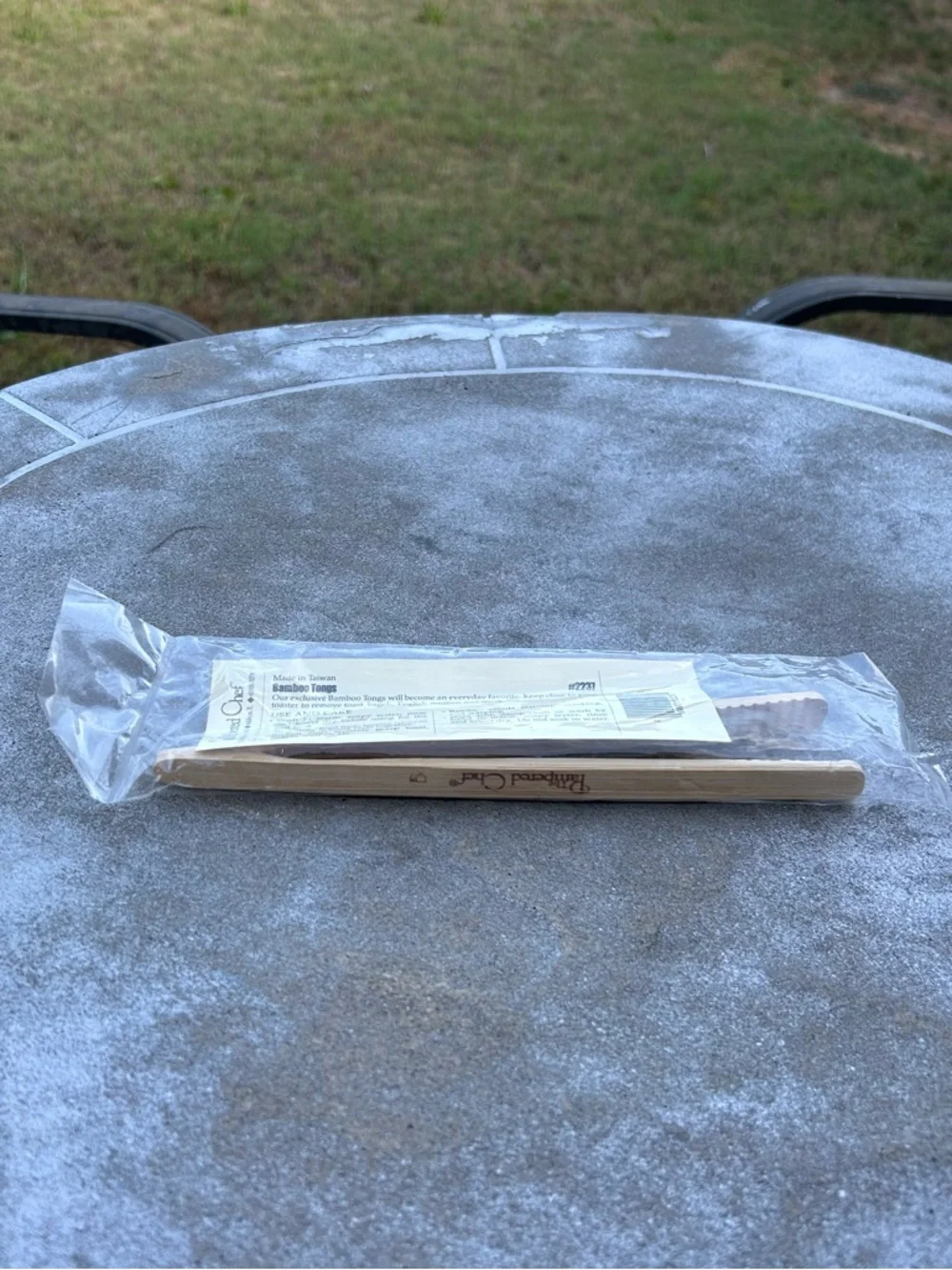 The Pampered Chef Bamboo Tongs with Recipe - Natural Wood Color